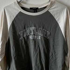 Portland Raglan Graphic tee